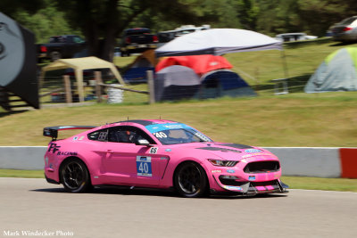 Ford Mustang GT4 PF Racing