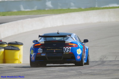 Aston Martin Vantage GT4---Automatic Racing