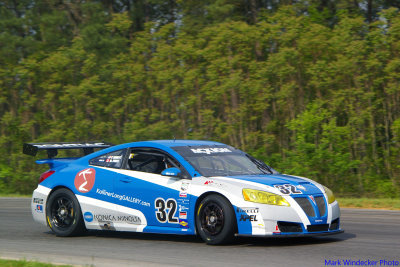 Pontiac GXP.R #004 (Pratt & Miller)