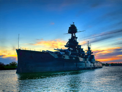 Test:Battleship Texas at sunset tone mapped
