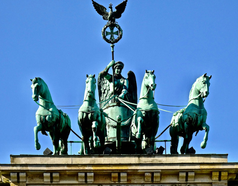 Quadriga, atop the Brandenburg Gate, Pariserplatz