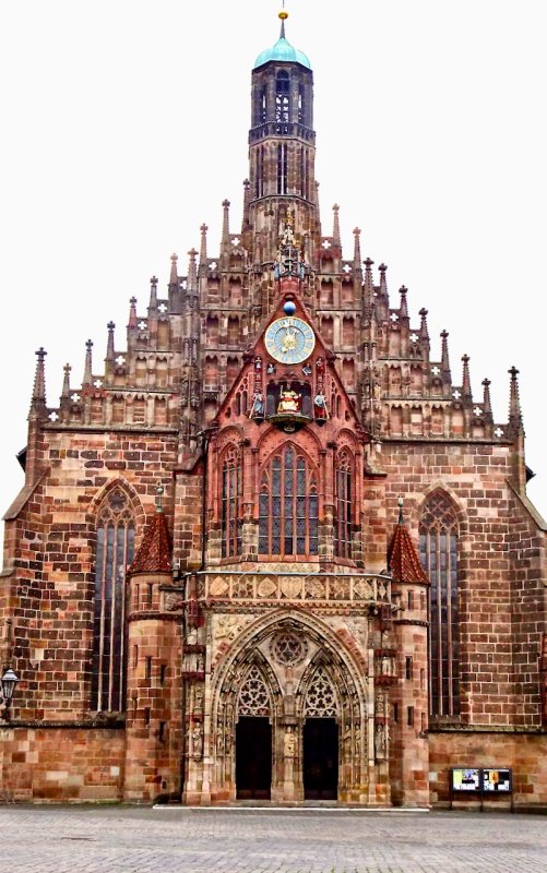 Nuremberg - Frauenkirche on Hauptmakt square
