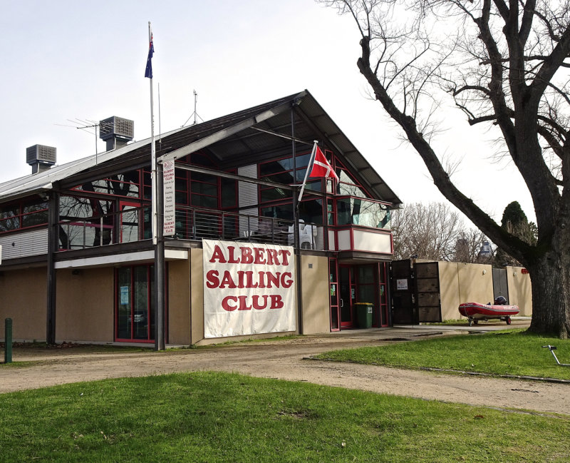 Albert Park Lake, little sailing club