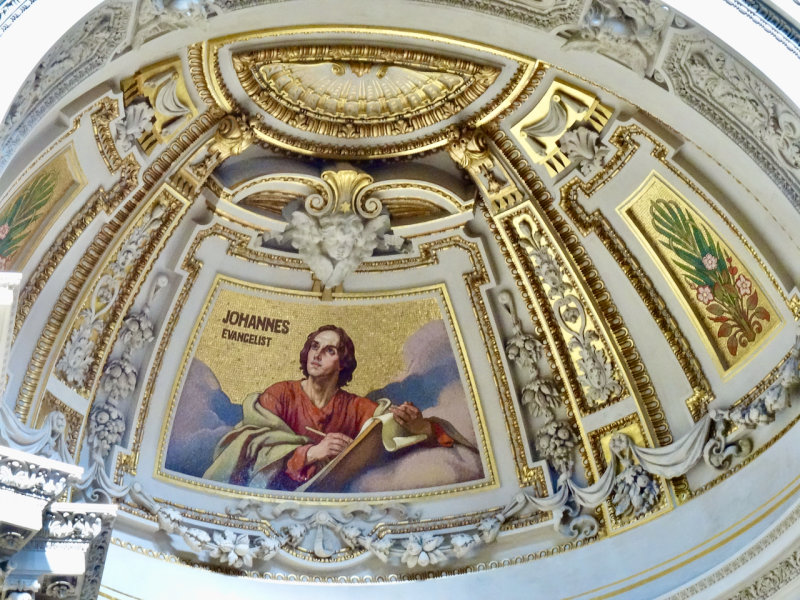 Inside the Berliner Dom