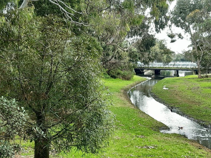 Elwood Canal, lock-down walking