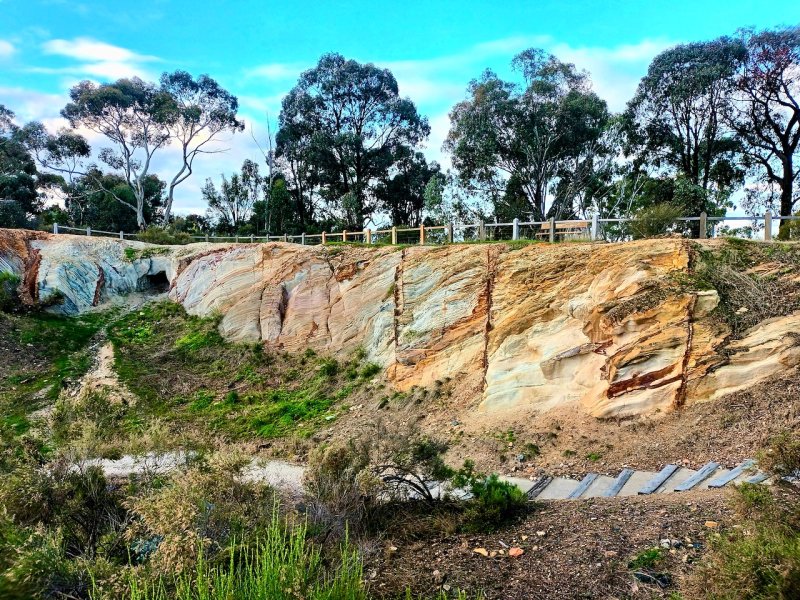 Victoria Hill Mine remains and walking paths