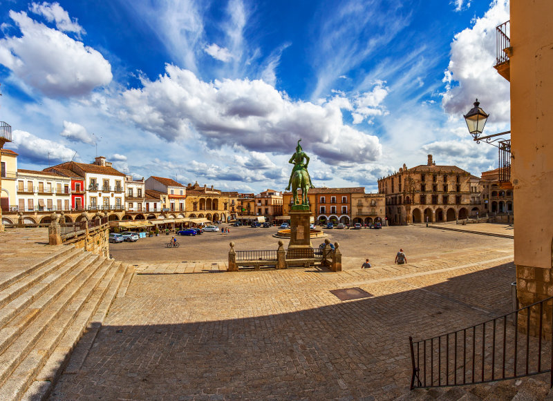 Cceres