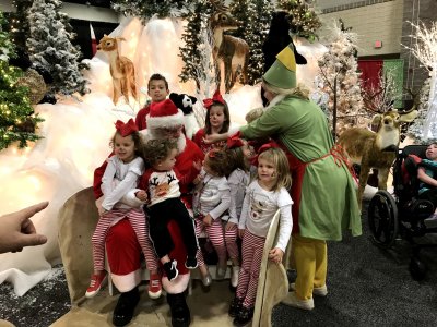 Helping Santa take 105 family photos