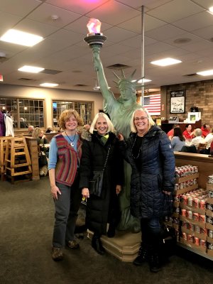 Reins Deli on the way to NYC with my elf helpers Debbie and Karen