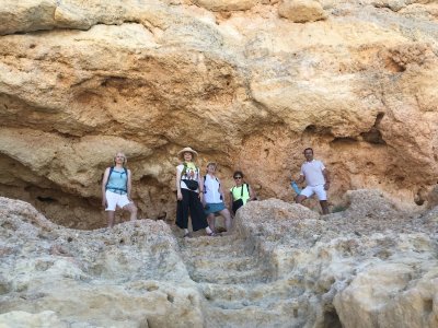 https://carvoeirocaves.com/en/