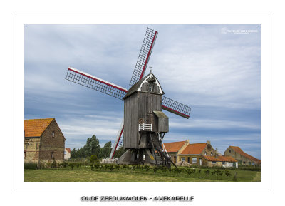 Focus op standaard molen oude zeedijkmolen in Avekapelle