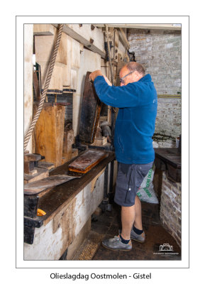 Putting the pillow in the pressing block