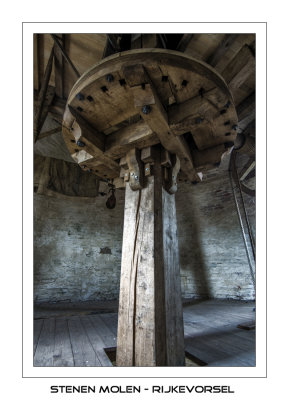 Windshaft with large horizontal friction wheel