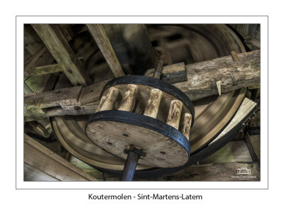 Disengaged lantern gear with moving brakewheel
