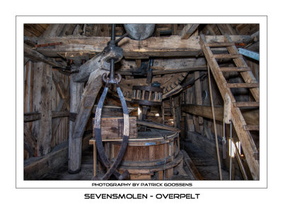 Steenzolder met steenkraan - Stonefloor with stone crane