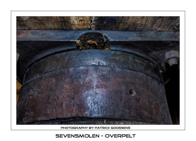 Smeergat van de standaard - Grease hole for the post