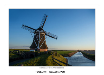 Kijk op poldermolen Goliath in Eemshaven
