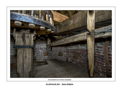034 Vangbalk met zwaard