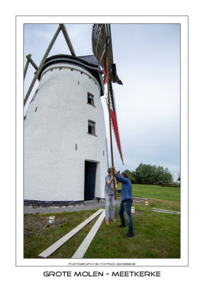 026 Bregt en Filip met de pierhaak bij gebreg aan wind