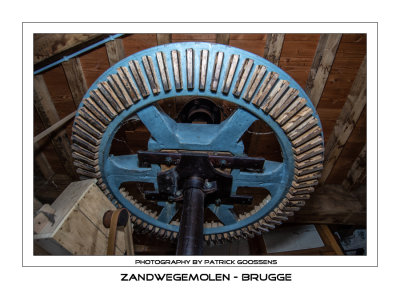 021 Aandrijfwiel op de graanzolder