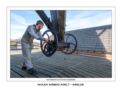 012 Joppe aan het kruiwiel