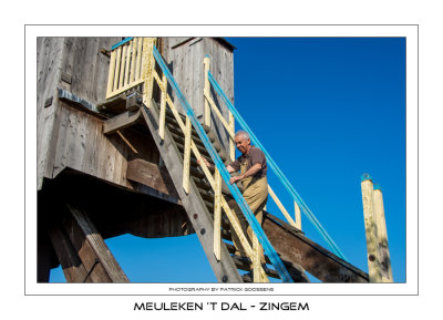 012 De molenaar op weg naar zijn werkplek