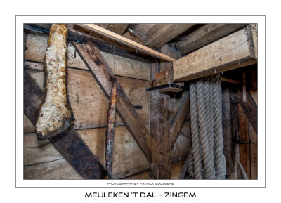 074 Reuzel en reeptouw