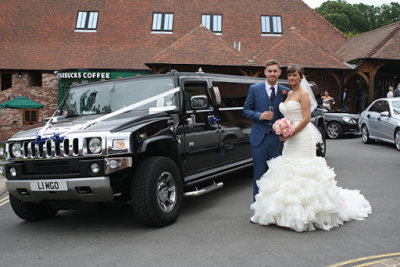 Book your Wedding limousines in Perth for your wedding.