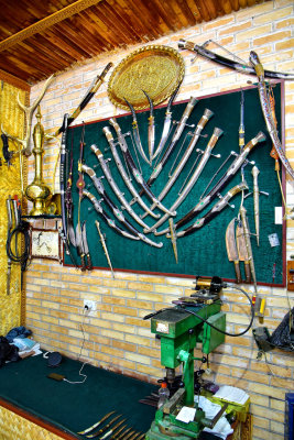 Weaponry Kraft Shop in Samarkand 