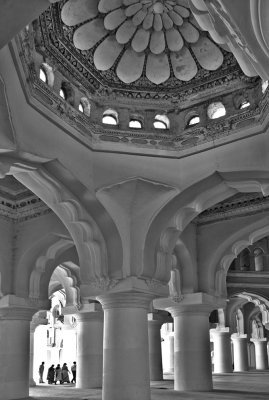 Le palais du Nayak Tirumalai IMG_7964 BW.jpg