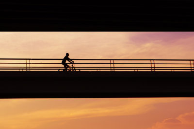 SilhouettesFromOurKayak7082