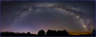 Arc of milkyway from 4:30 AM April 19.