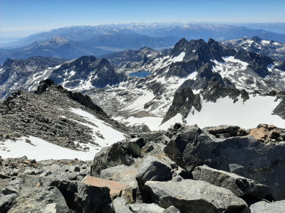 Summit view from Mt Ritter (13157ft, 4006m)