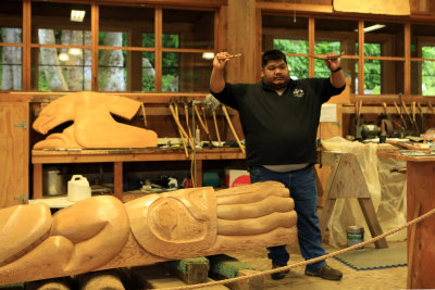Explaining wood carving