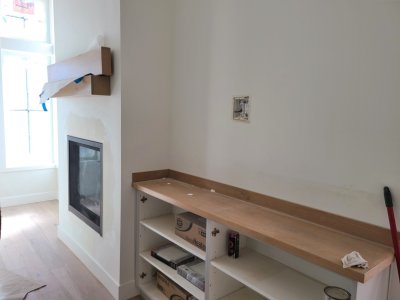 Fire place and space for TV.jpg
