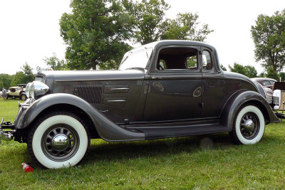 1934 Plymouth PE Deluxe Coupe