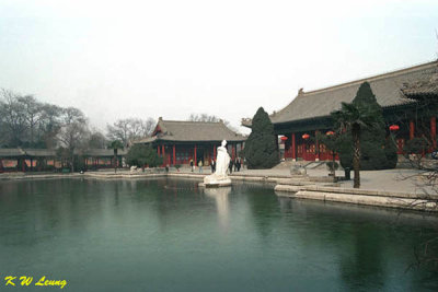 Huaqing Pool 01
