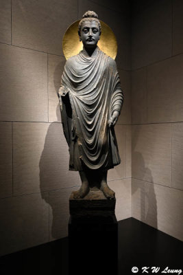 Standing Sakyamuni Buddha DSC_3366