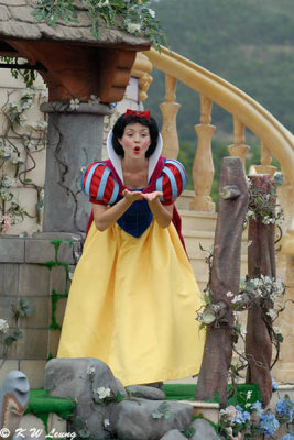Disney on Parade (Snow White) 01
