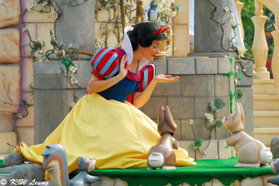 Disney on Parade (Snow White) 02