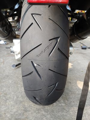 tire02.jpg