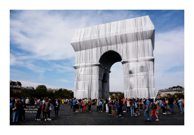 Arc de Triomphe wrapped by Christo 7
