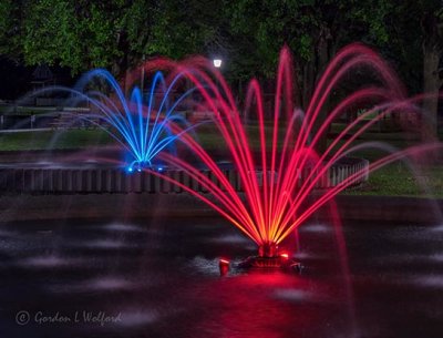 Two Centennial Park Fountains P1410621-7