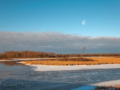 Moon Over Winter Swale DSCN09395