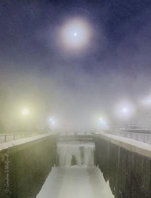 Moon Over Foggy Frozen Combined Lock 90D13144-8