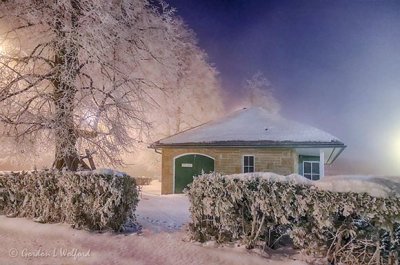 Combined Lock Office In Freezing Fog 90D13129-33