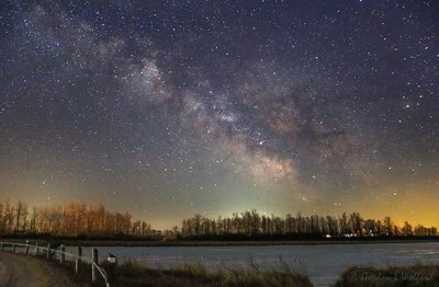Milky Way Beyond The Rideau River 90D18499