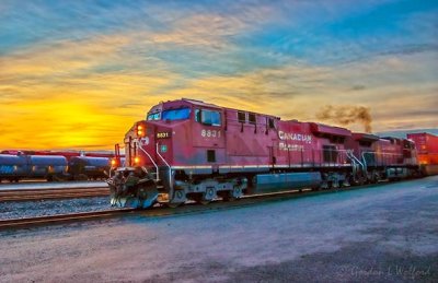 CP 8831/CP 9821 Westbound At Sunrise 90D20606