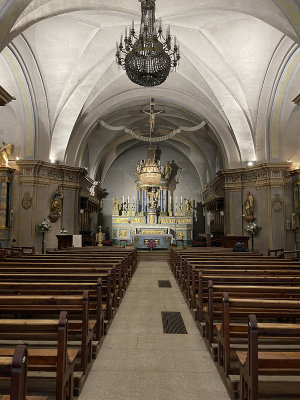 Inside the Église Saint-Michel church