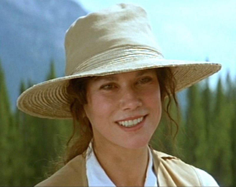 <strong>Barbara Hershey</strong>